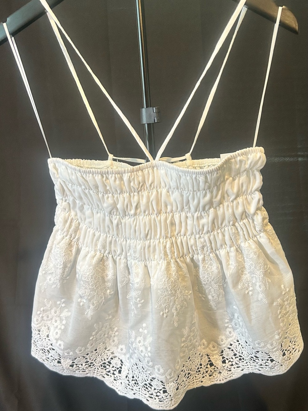 NWT Kirious Los Angeles White Eyelet Lace Smocked Strappy Cami Tank Top M
